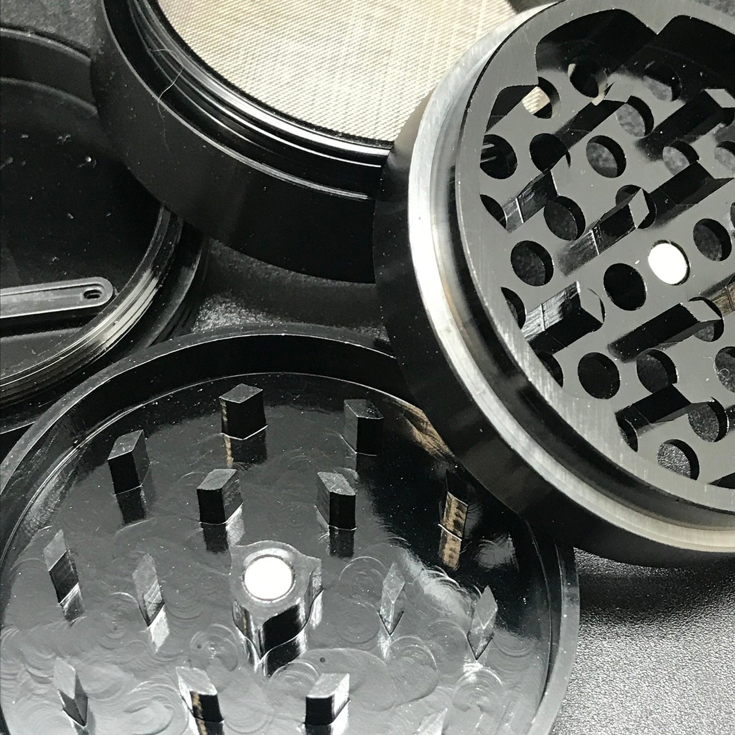 Black 2.5" 4 Piece Grinder